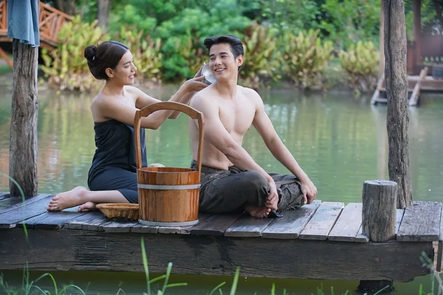 THONG EK: THE HERBAL MASTER (2019)