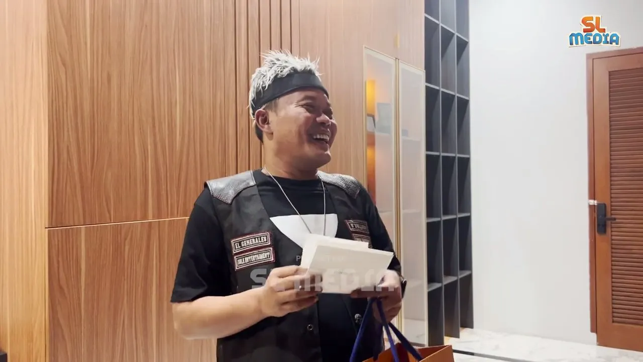 Kejutan Ulang tahun Sule (credit: youtube.com/@OFFICIALSLMEDIA)