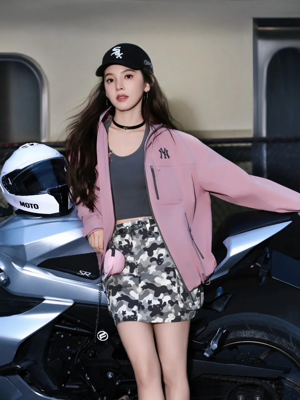 Zhang Ruonan - copyright: weibo.com