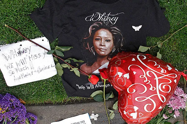 Meninggalnya Whitney Houston yang mengejutkan dunia menjadi salah satu peristiwa yang paling banyak dibicarakan @csmonitor.com