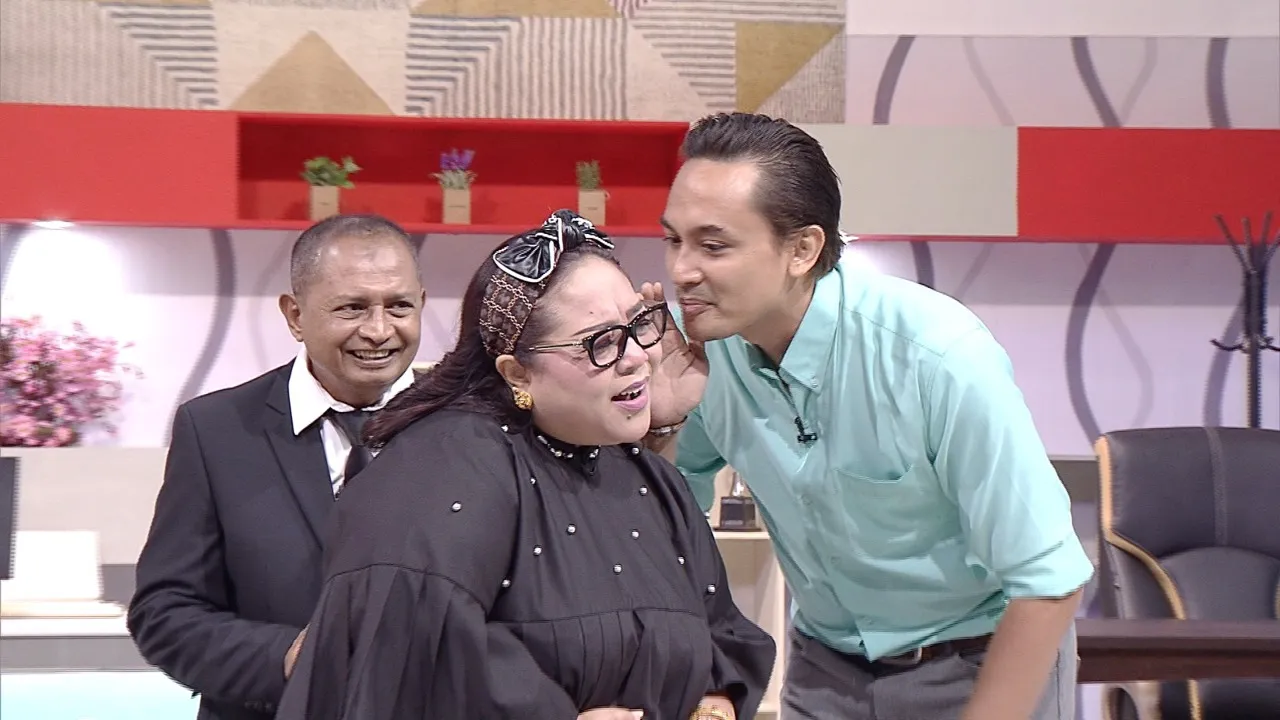 Panji Saputra Menggoda Nunung (credit: Indosiar)