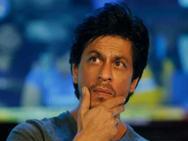 Tempat syuting Shahrukh Khan diserang oleh segerombolan orang @filmibeat.com