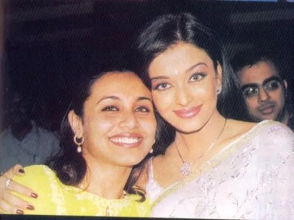 Aishwarya Rai masih bermusuhan dengan Rani Mukherjee ©filmibeat.com