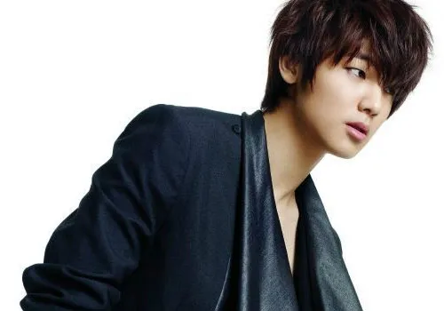 Kang Minhyuk akan segera hadir di tahun 2015 dengan drama bertajuk Who Are You - School 2015 ©kdramastars.