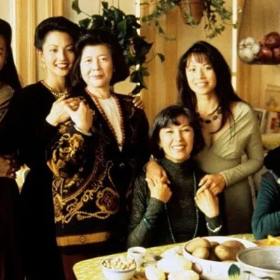 10 Film Tentang Ibu dan Anak Perempuan yang Mencoba Memperbaiki Hubungan, Bikin Merenung