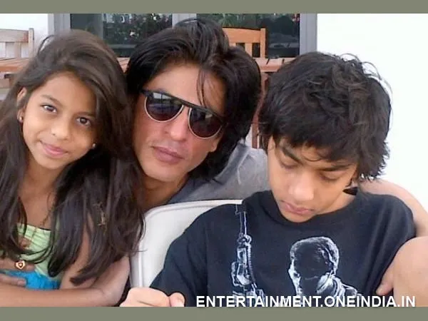 Keluarga Shahrukh Khan. @oneindia.in