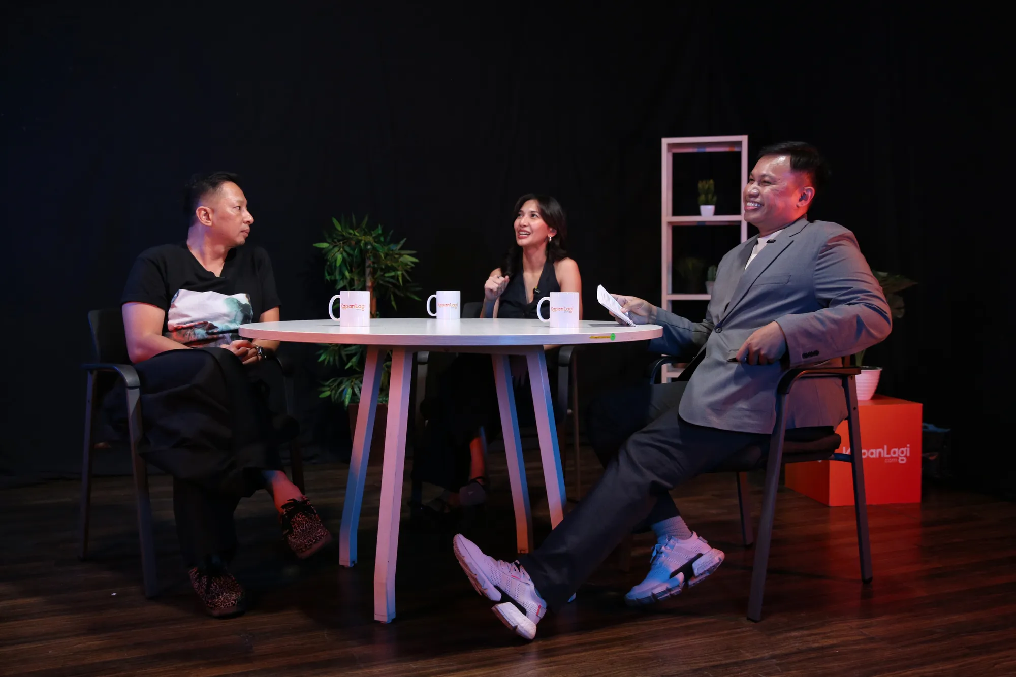 Ringgo Agus & Sheila Dara di KapanLagi Roundtable (cr: KapanLagi.com/Adrian Utama Putra)