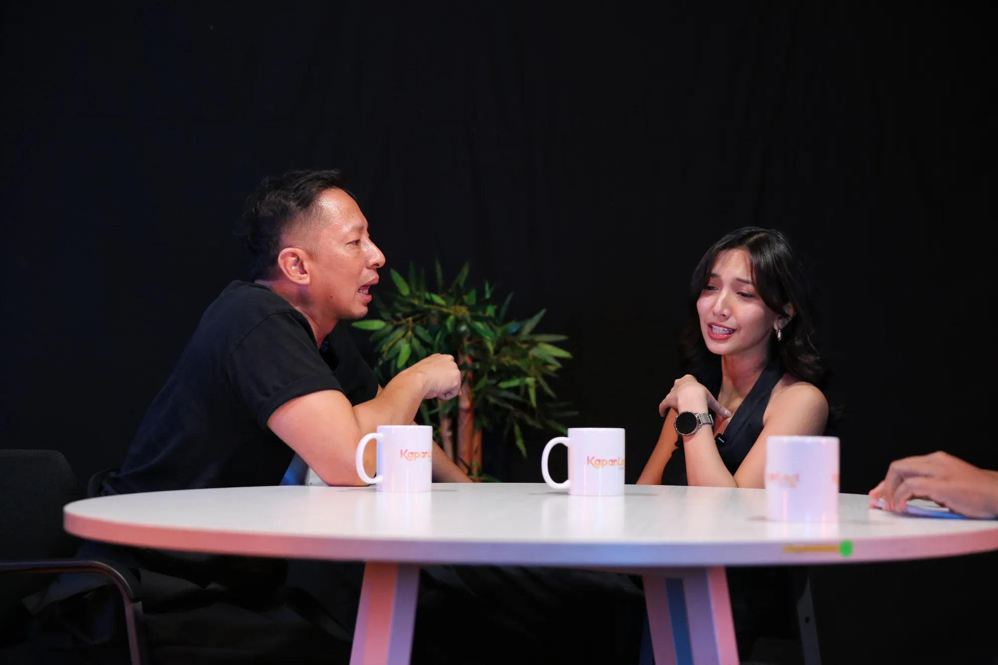 Ringgo Agus & Sheila Dara di KapanLagi Roundtable (cr: KapanLagi.com/Adrian Utama Putra)