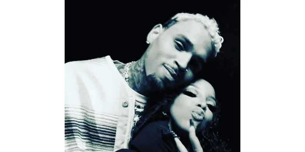 Chloe ft. Chris Brown - How Does It Feel