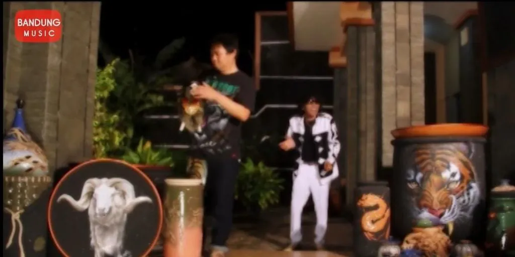 Hendarso - Domba Kuring