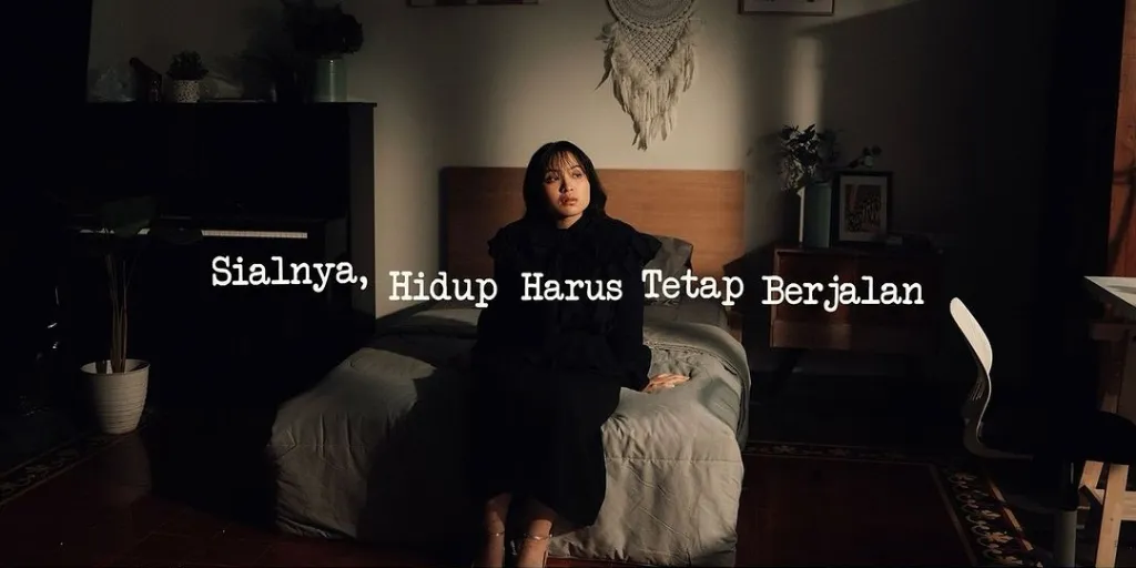 Bernadya - Sialnya, Hidup Harus Tetap Berjalan