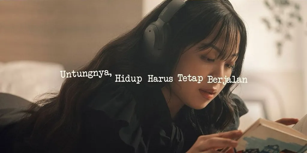 Bernadya - Untungnya, Hidup Harus Tetap Berjalan