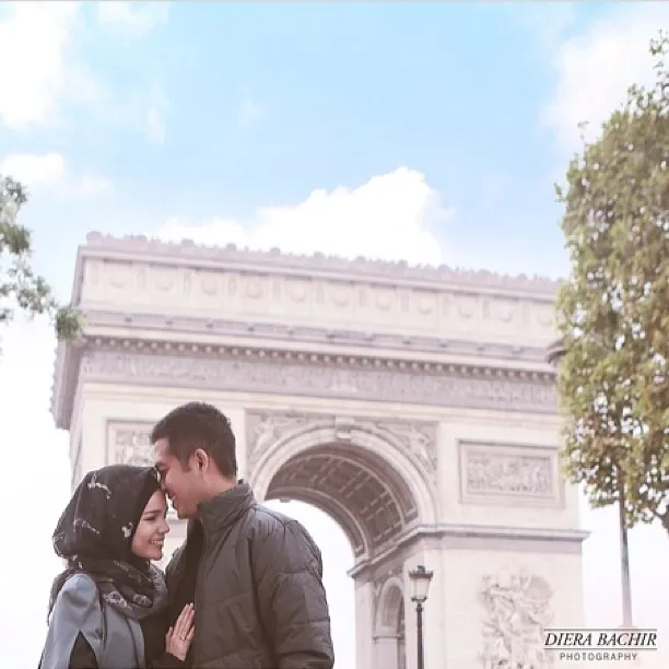 Instagram Dewi Sandra