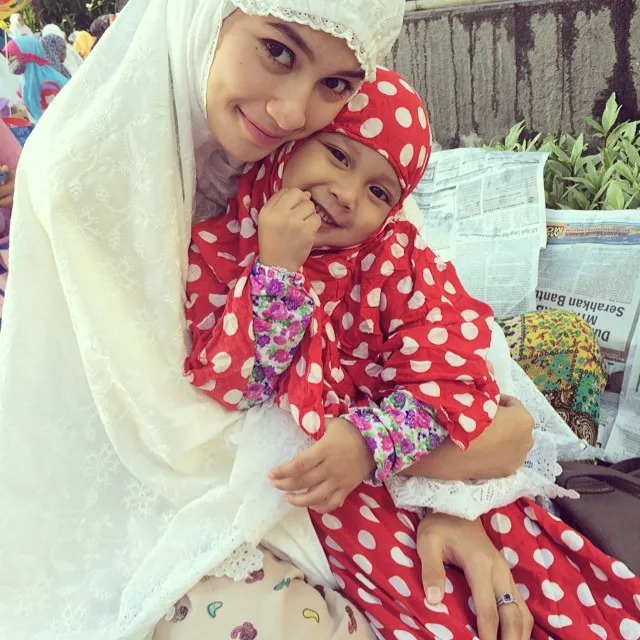 via Instagram Indah Permatasari