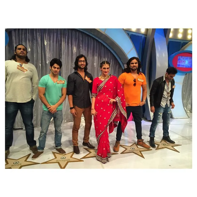 Luna Maya foto bareng pemain 'Mahabharata'. @instagram.com/lunamaya