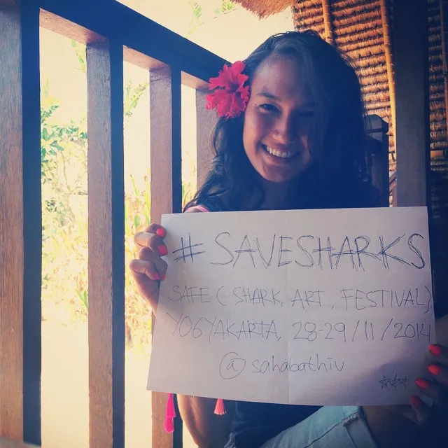 NEED YOUR SUPPORT #SAFE ( shark, Art, and Festival) #indonesia #traveling #savesharks #nadrenaline #daretobetoyourself ©instagram.com/nadinelist