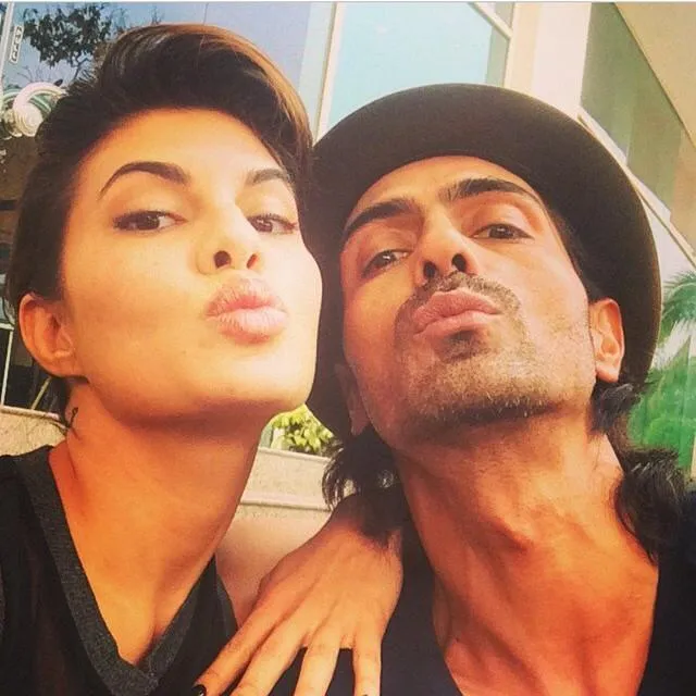 Lomba monyong, siapa pemenangnya? @instagram Jacqueline Fernandez