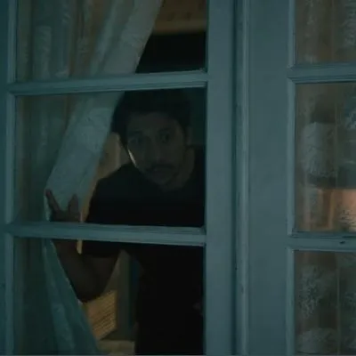 11 Film tentang Tetangga Baru yang Menyimpan Rahasia, Banyak Plot Twist Tak Terduga
