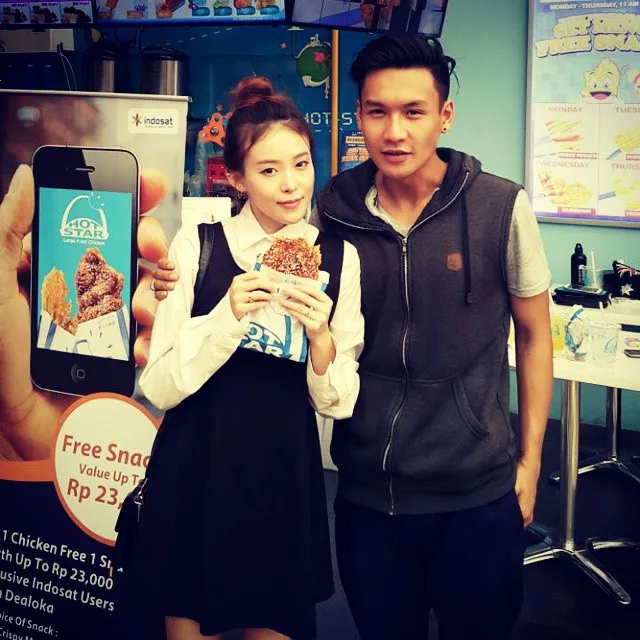 Fendi dan pacar Korea-nya yang akan segera melangsungkan pernikahan © Instagram/fendychow