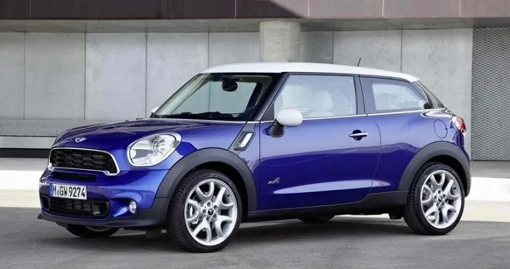 Jiyoung KARA - BMW Mini