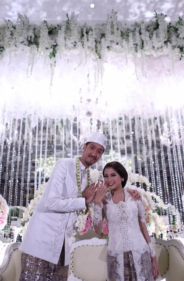 Pernikahan Thomas dan Zellika © Instagram.com®/@zellikaze