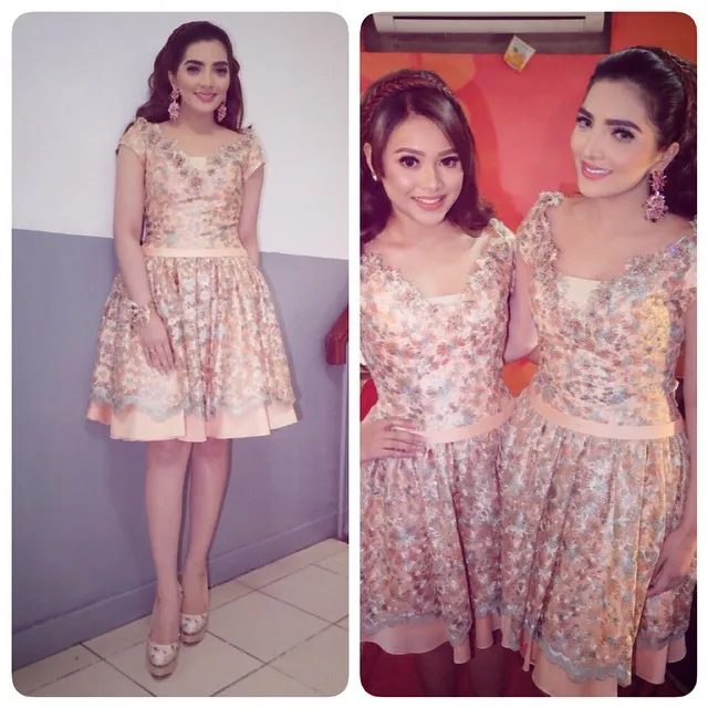 Ashanty dan Aurel mengenakan outfit kembaran © Instagram/Ashanty