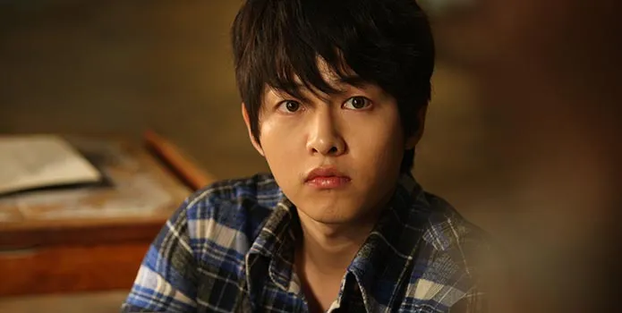 Song Joong Ki dalam film A WEREWOLF BOY © CJ Entertainment