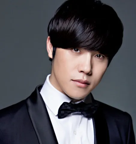 Lee Hyun 8eight 