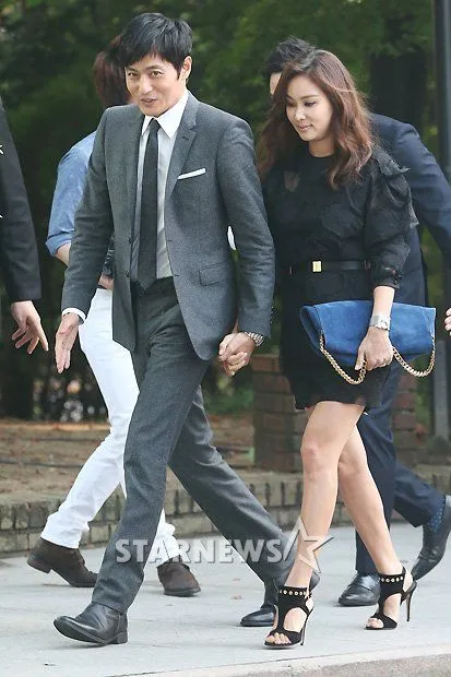 Pasangan Jang Dong Gun dan Ko So Young sebelumnya menempati rumah yang baru dibeli Lee Byeung Heon © StarNews