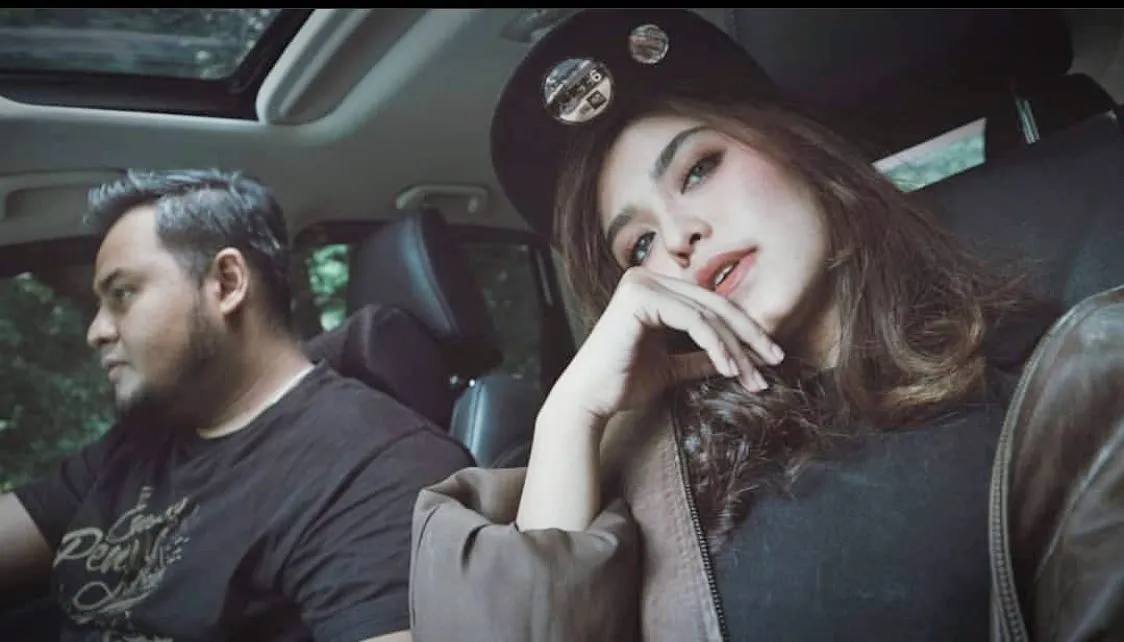 (credit: Instagram.com/rinimentari_/)