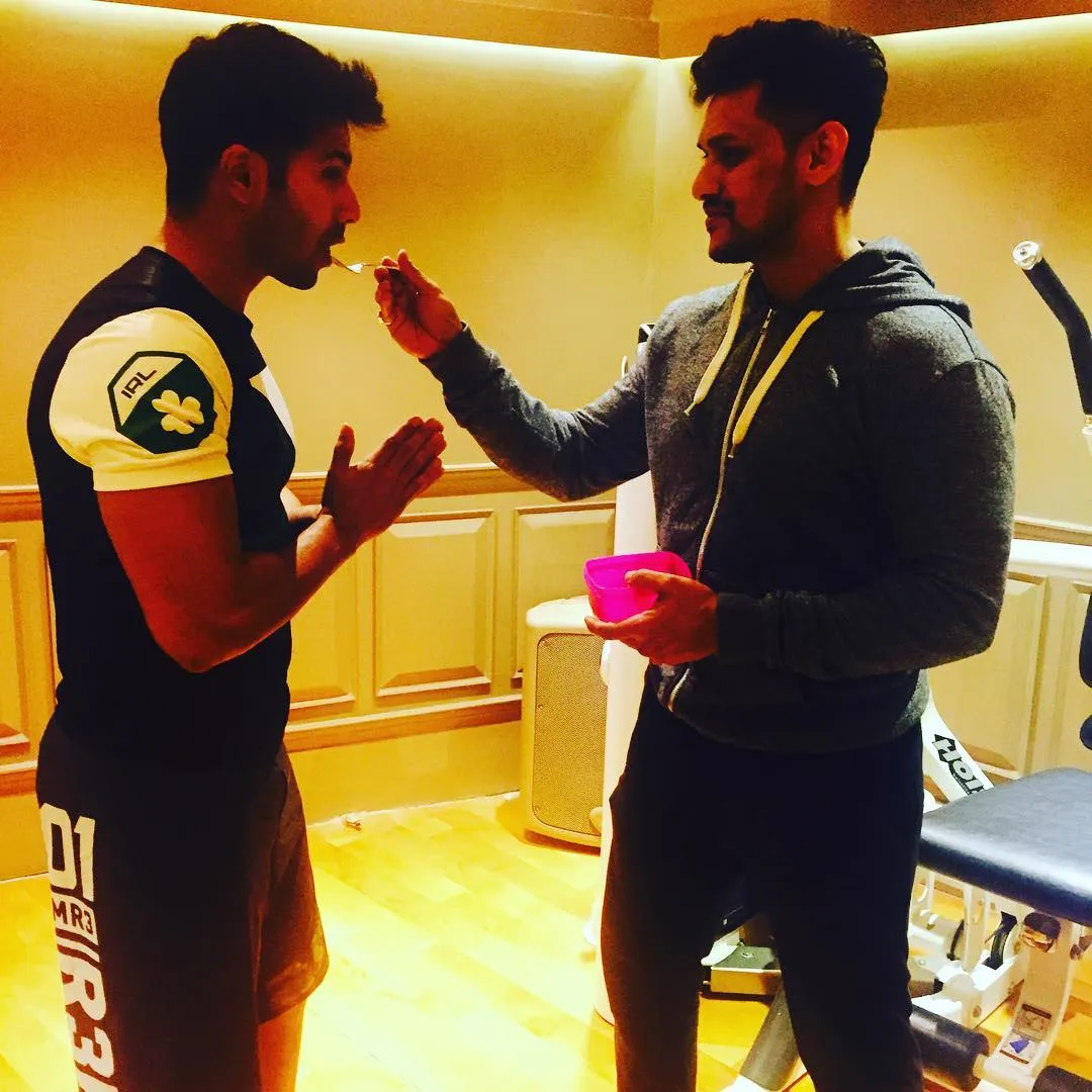 Varun Dhawan jalani latihan intensif untuk film DISHOOM. ©instagram.com/varundvn