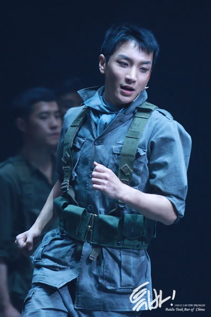 Duka yang dialami oleh Leeteuk juga menjadi duka Super Junior. ©sup3rjunior.com