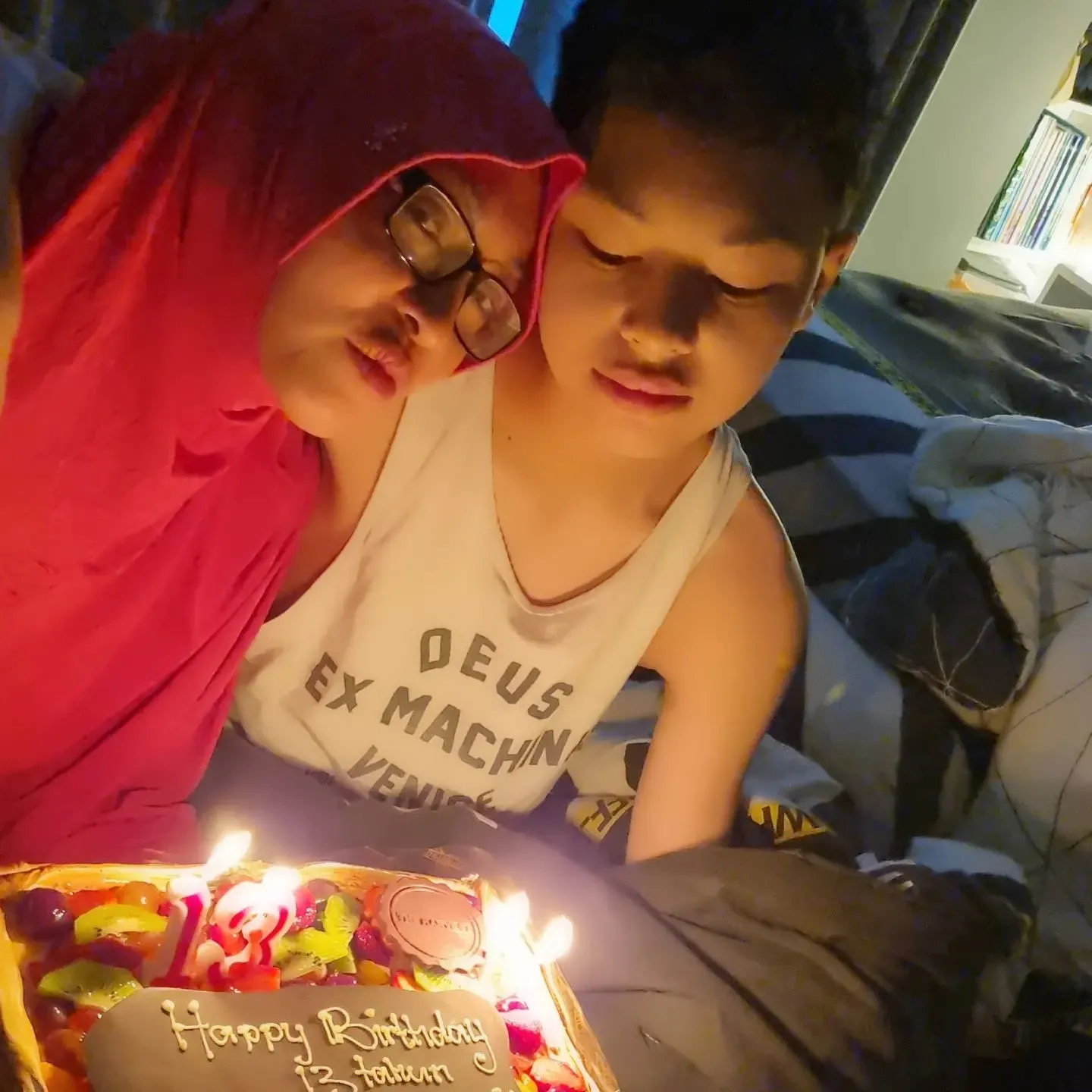  (credit: Instagram.com/angelinasondakh09/)