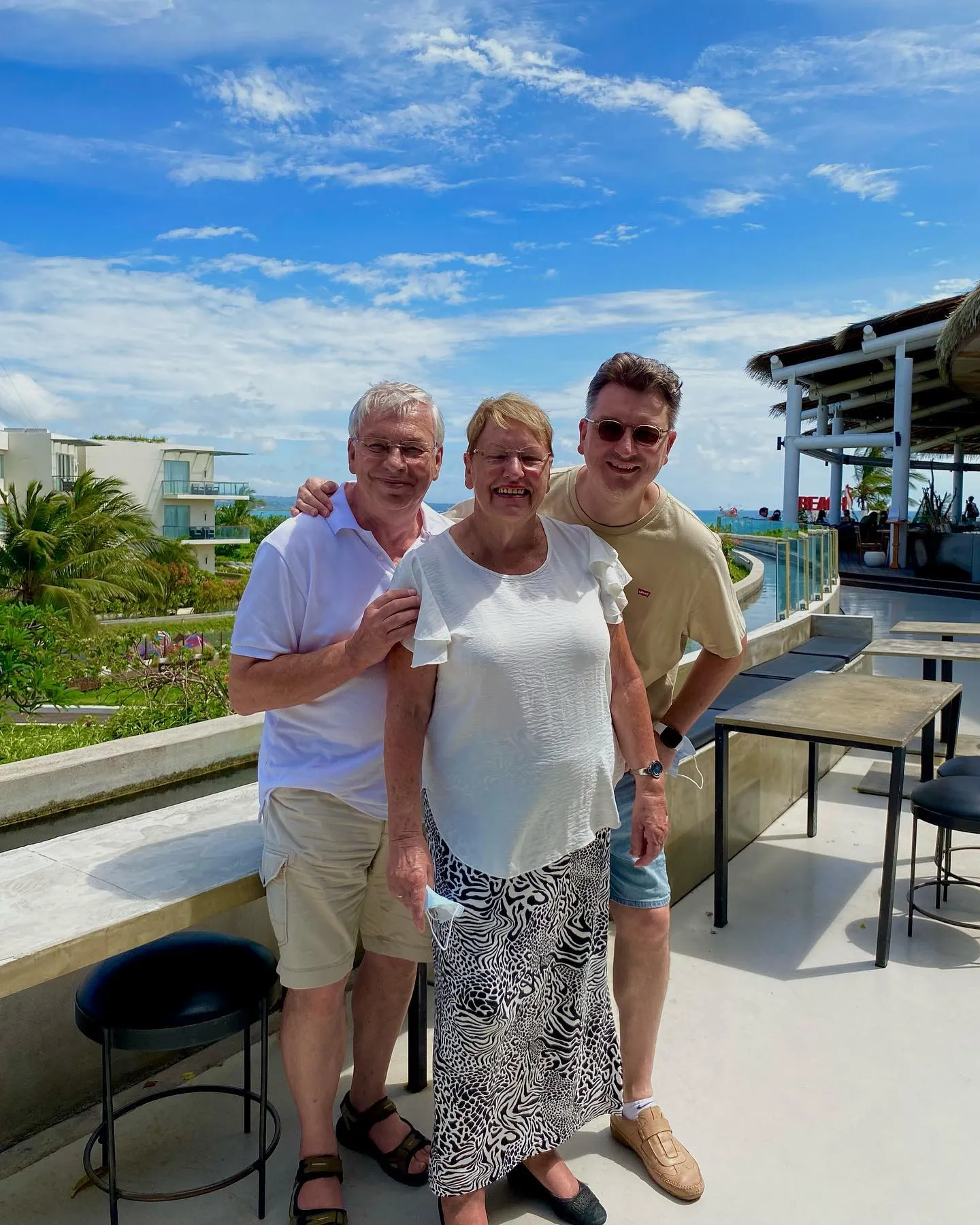 (credit: Instagram.com/maudykoesnaedi/)