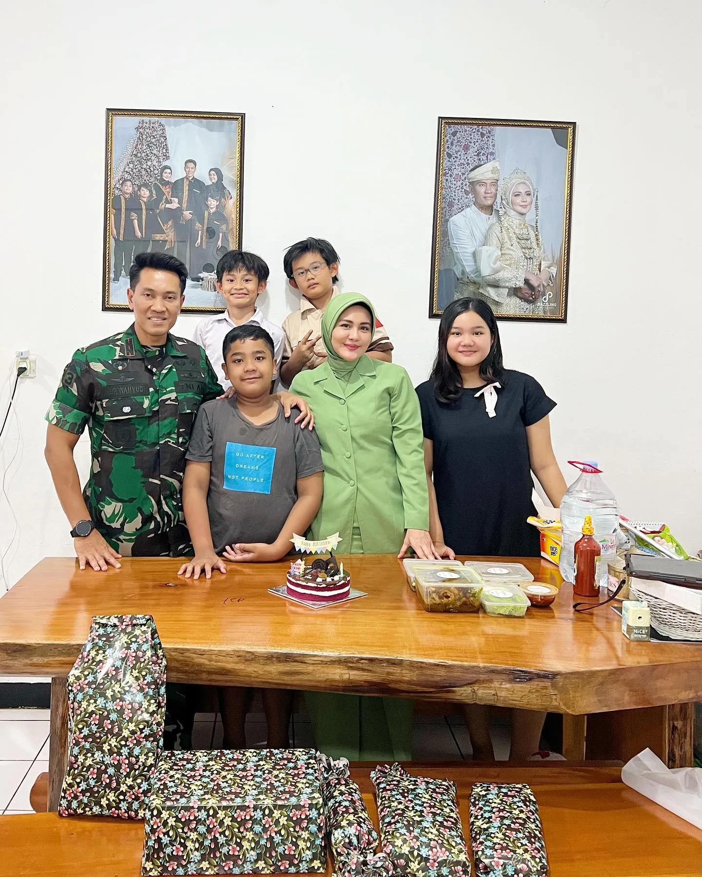 (credit: Instagram.com/julianamoechtar/)