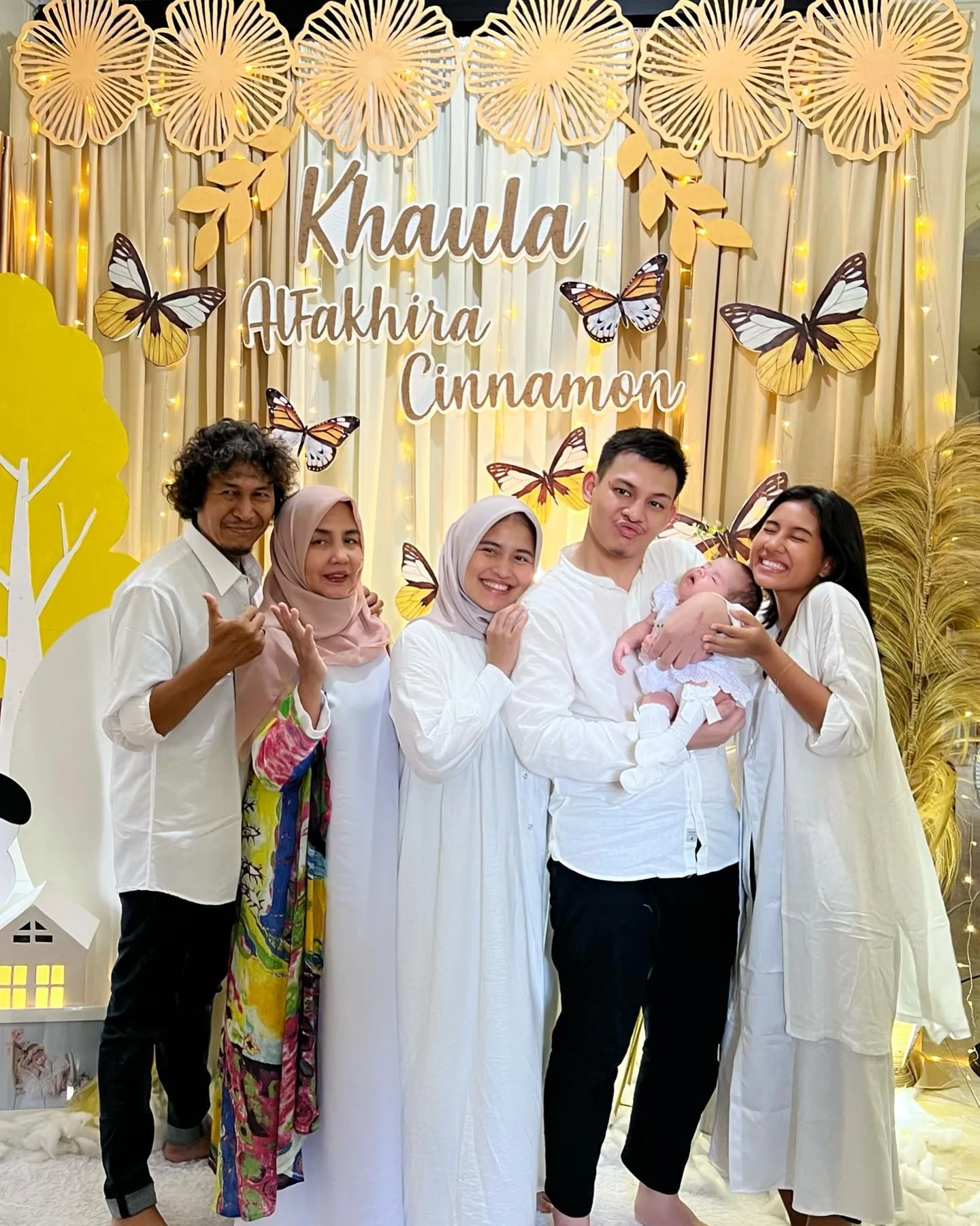  (credit: Instagram.com/shenacinnamon/)