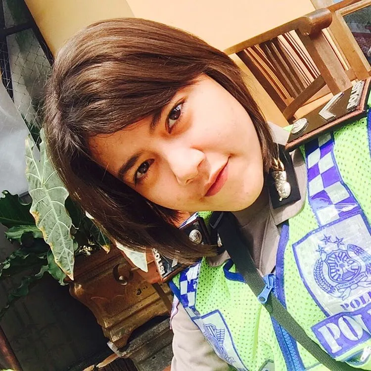 Sosok cantik Bripda Devi © Instagram @devipna