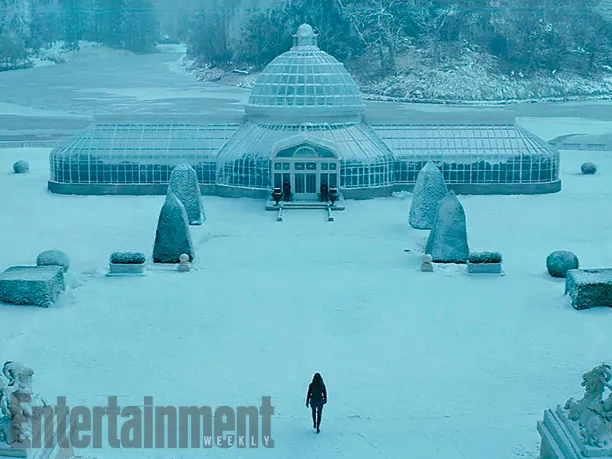 Greenhouse berselimut salju ini dibuat lewat CGI/©ew.com