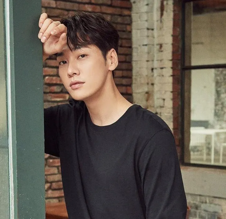 Potret Kim Young Kwang / Credit Foto: instagram.com/aksakfn12