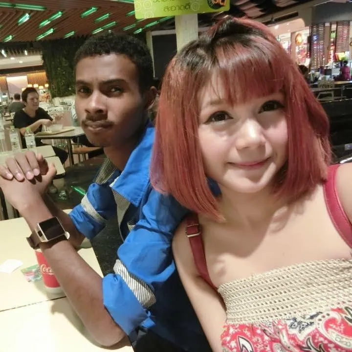 Lucy, wanita Kamboja yang jadi viral karena bersanding dengan pria yang dianggap kurang tampan © Facebook.com/Lucy LuvElla