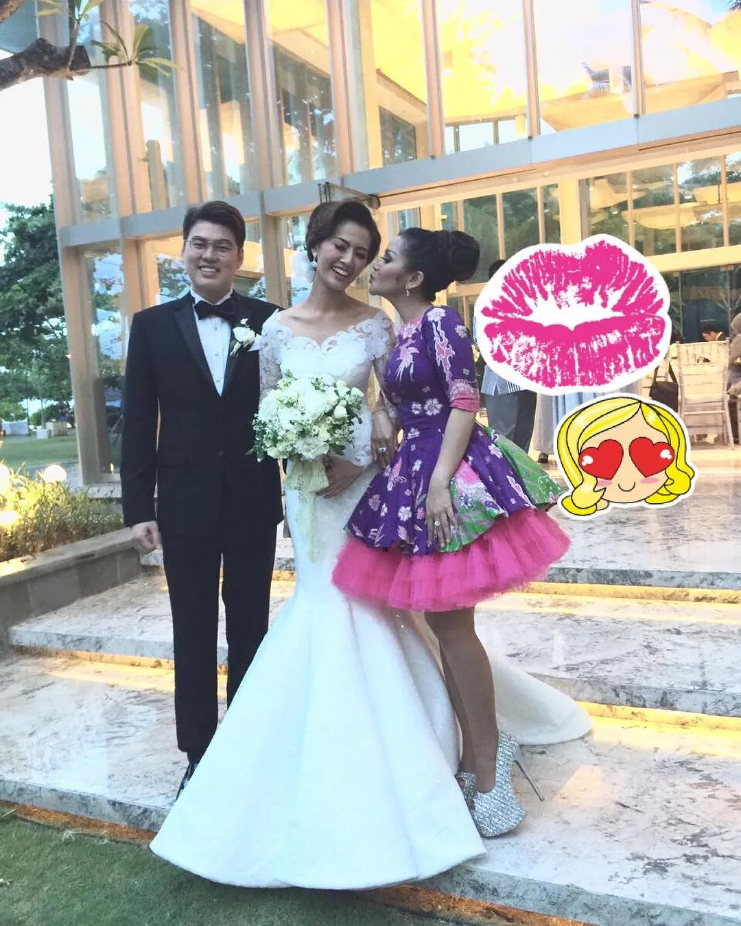 Kristina memberikan dukungan untuk perkawinan sahabatnya. ©instagram.com/kristinadangdut