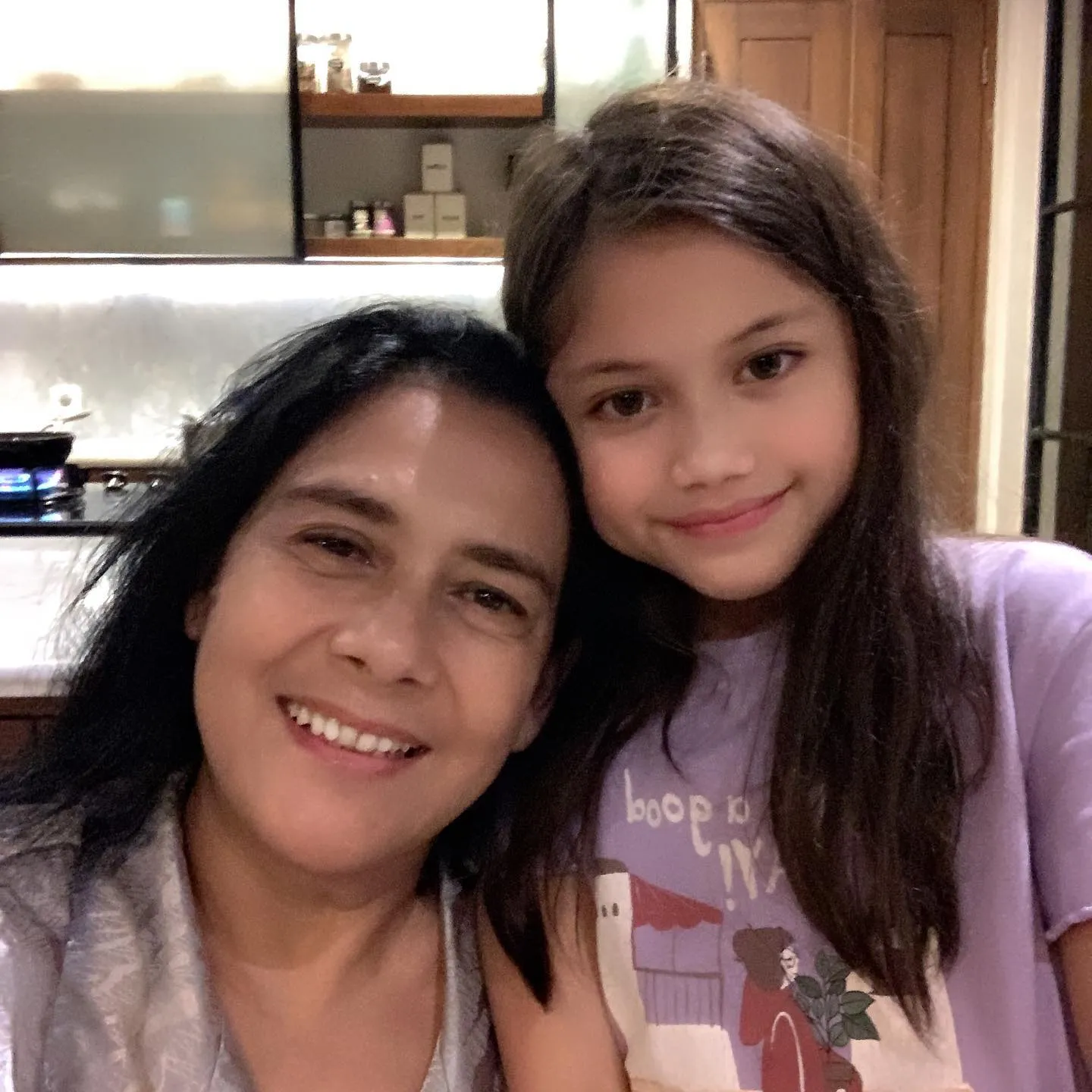 (credit: instagram.com/lydiakandou_)