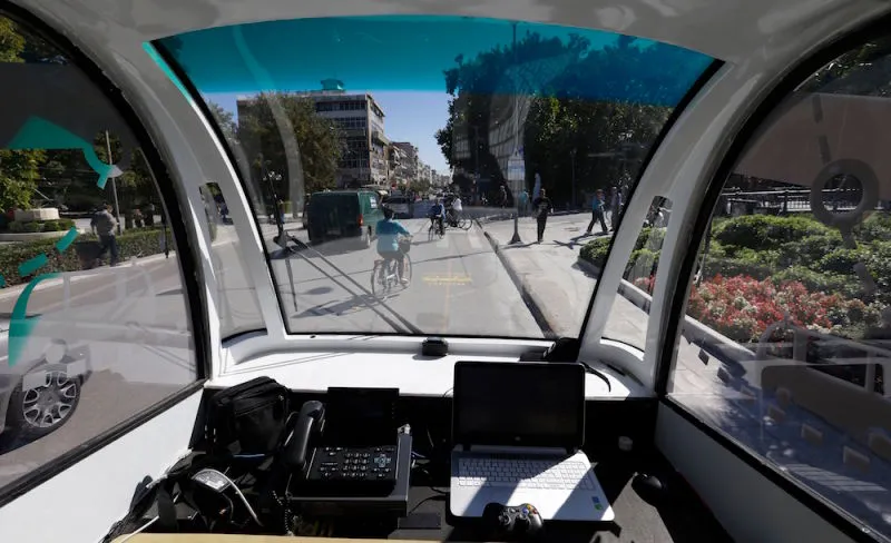 Driverless bus di Trikala, Yunani merupakan sistem pertama yang mengadaptasi kendaraan tanpa awak © gizmodo.com
