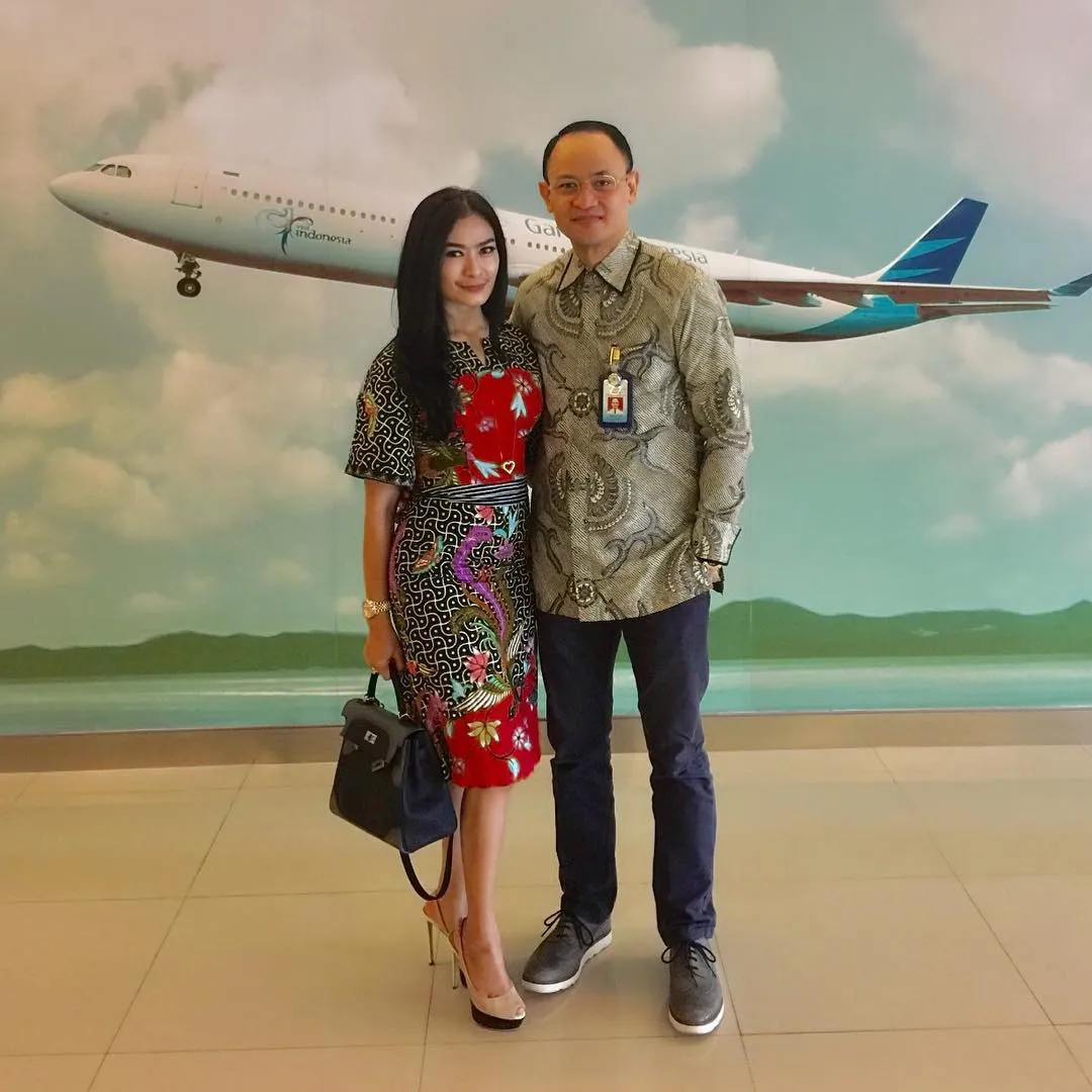 Iis Dahlia selalu mesra dengan suami, Satrio Dewandono © Instagram.com/isdadahlia