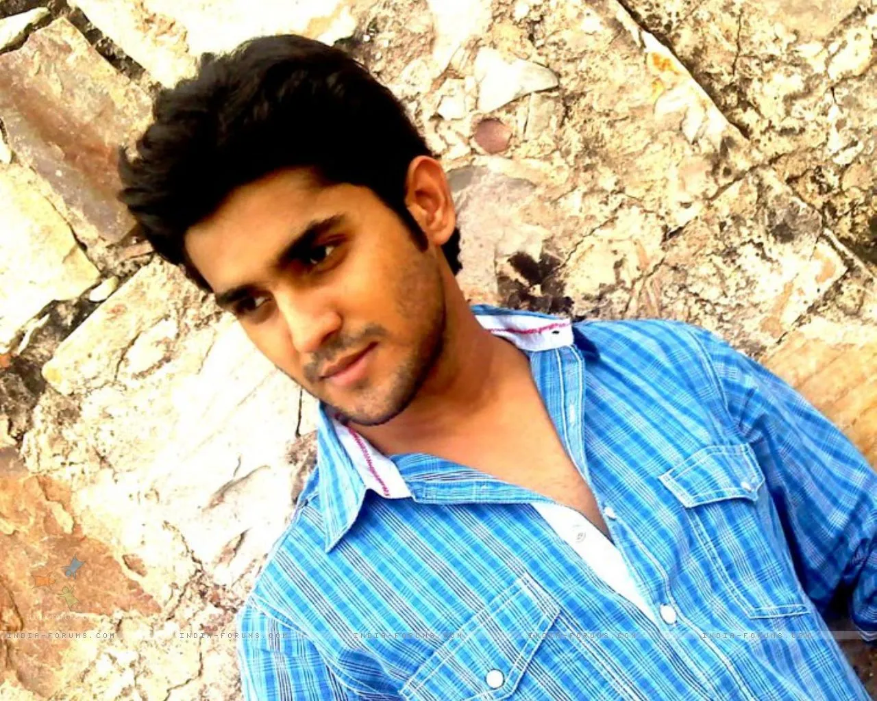 Mandar Jadhav, si Aladdin yang ganteng. @india-forums