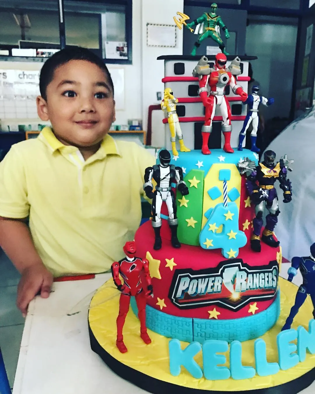 Kellen dapat hadiah sepatu dari KD © Instagram.com/krisdayantilemos