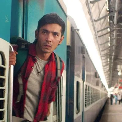 16 Rekomendasi Film Bertema Perjalanan Ziarah dan Pencarian Jati Diri yang Menginspirasi