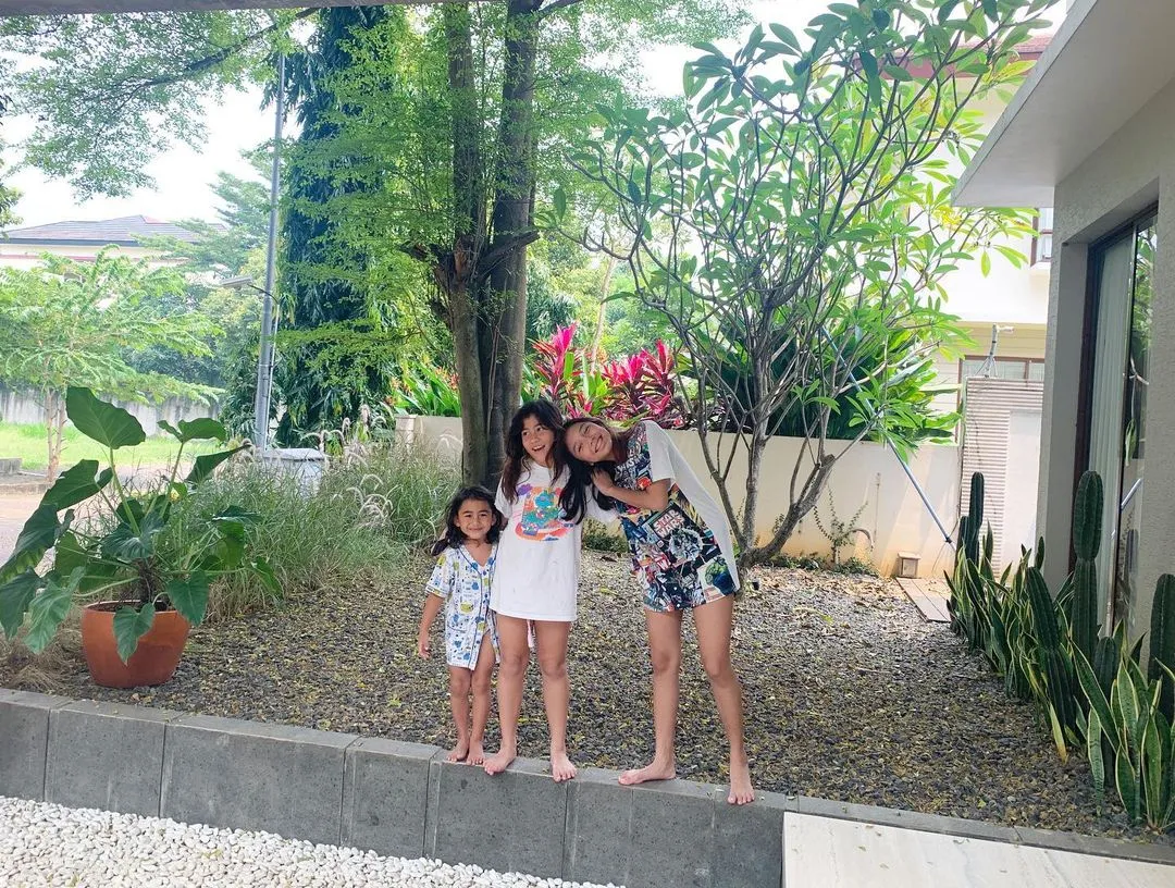 (credit: instagram.com/meisya__siregar)