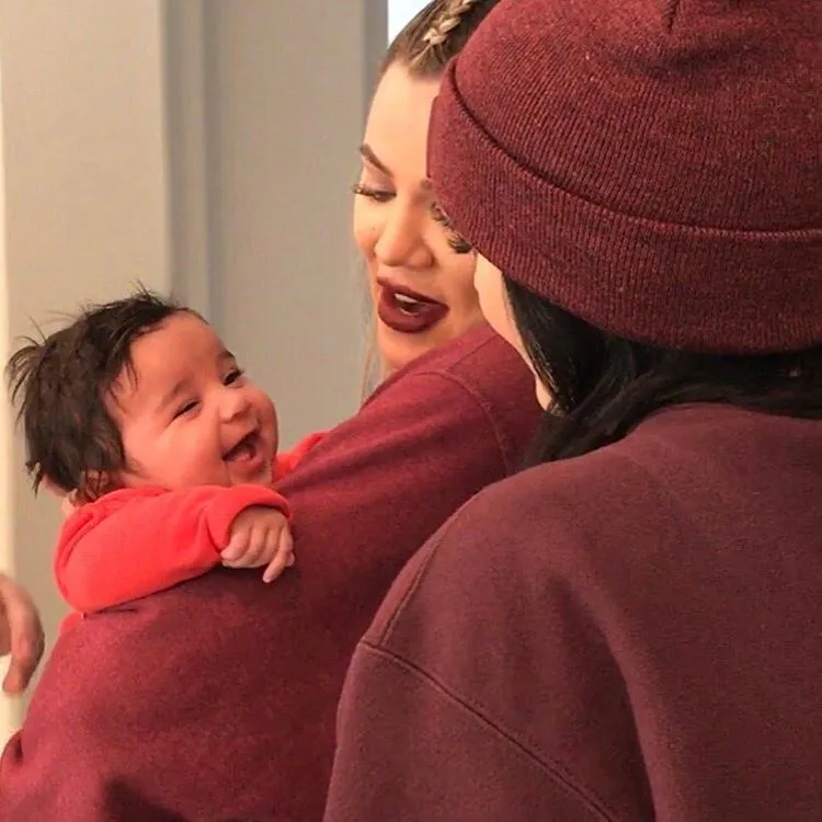 Baby Dream tertawa manis © Instagram.com/khloekardashian