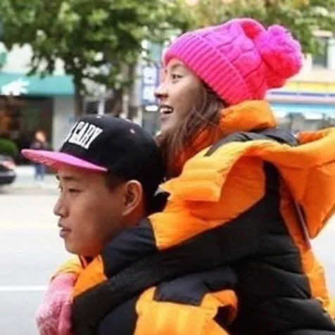 Monday Couple saat melakukan misi dalam Running Man @mwave.interest.me